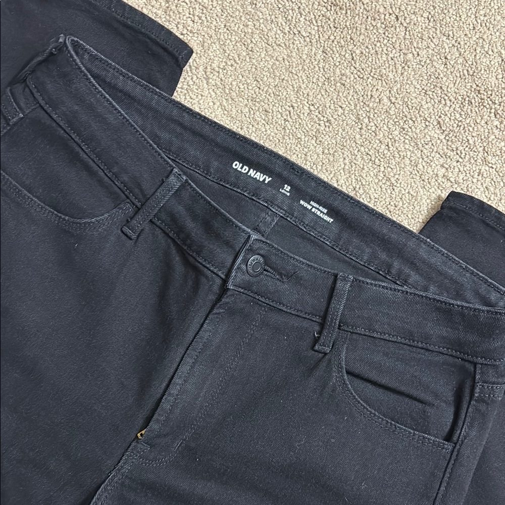 Old Navy Hise Rise WOW STRAIGHT in Black